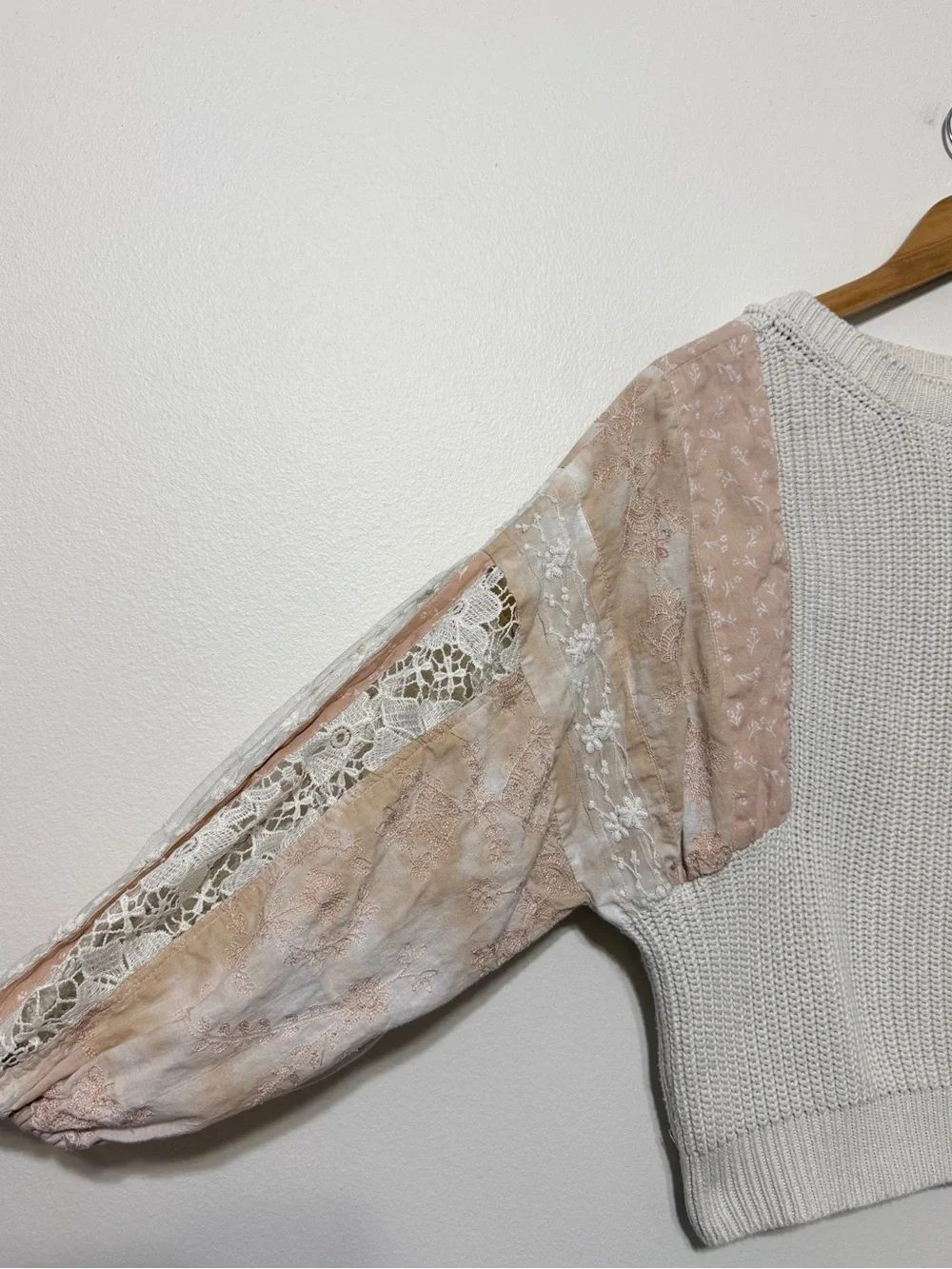 Anthropologie Pilcro Martine Peasant-Sleeve Sweater Boho Blush Medium Patchwork